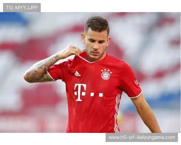 巴黎卢卡斯·埃尔南德斯对抗硬度十足