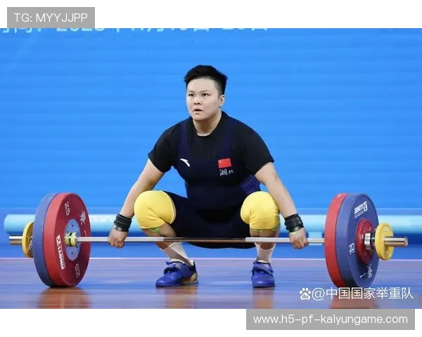 国际举重科研项目关注女运动员特殊需求，举重运动员女的